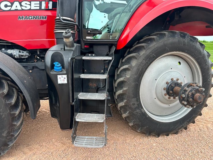 2017-case-ih-magnum-250-image-7