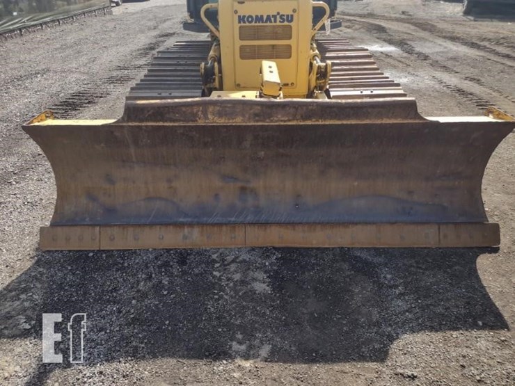 2011-komatsu-d31px-22-image-17