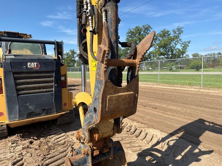 2017-caterpillar-305.5e2-cr-image-24