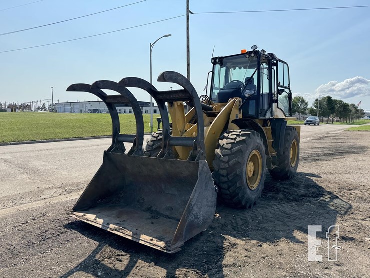 2021-caterpillar-920-image-44