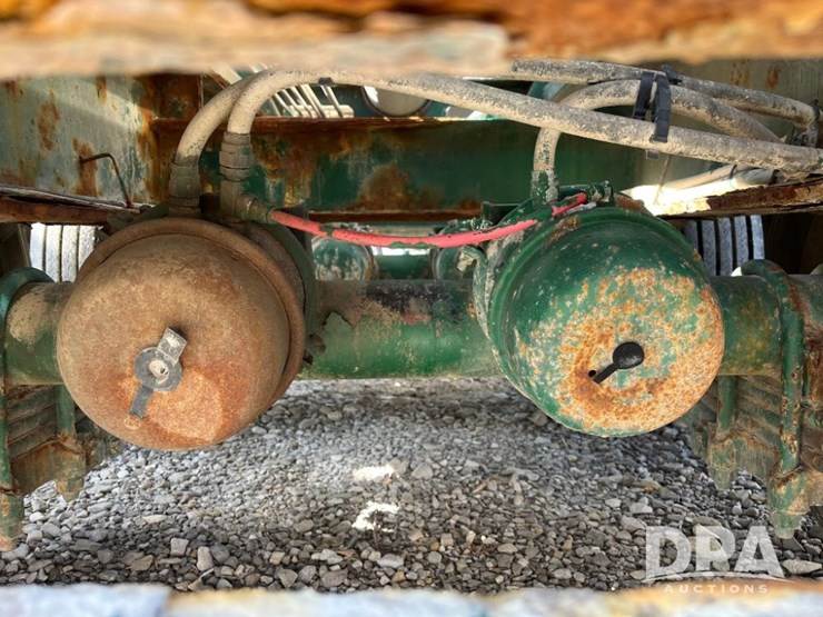 2013-b-b-dry-tender-trailer-(jn2474,-unit-00038)-image-40