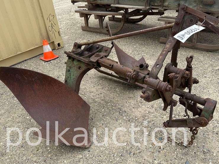 john-deere-2-image-1