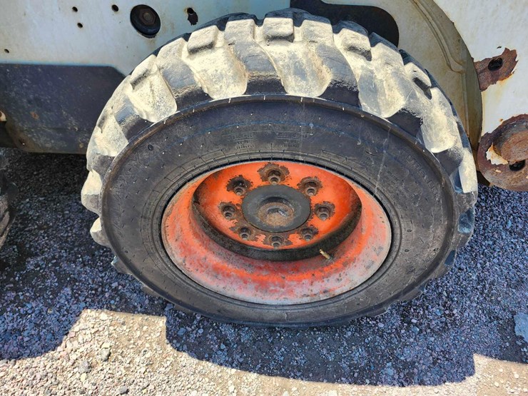 2005-bobcat-s185-skid-loader-image-12