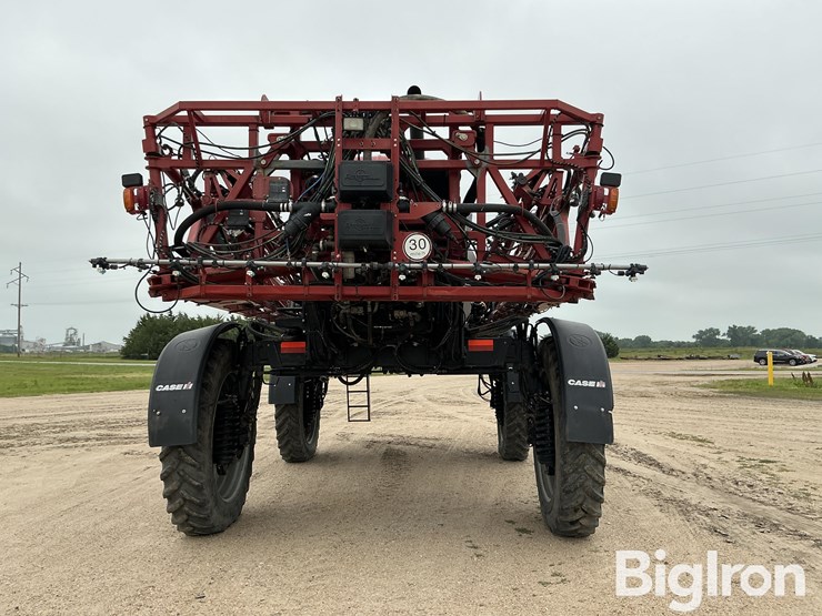 2016-case-ih-patriot-4440-image-6