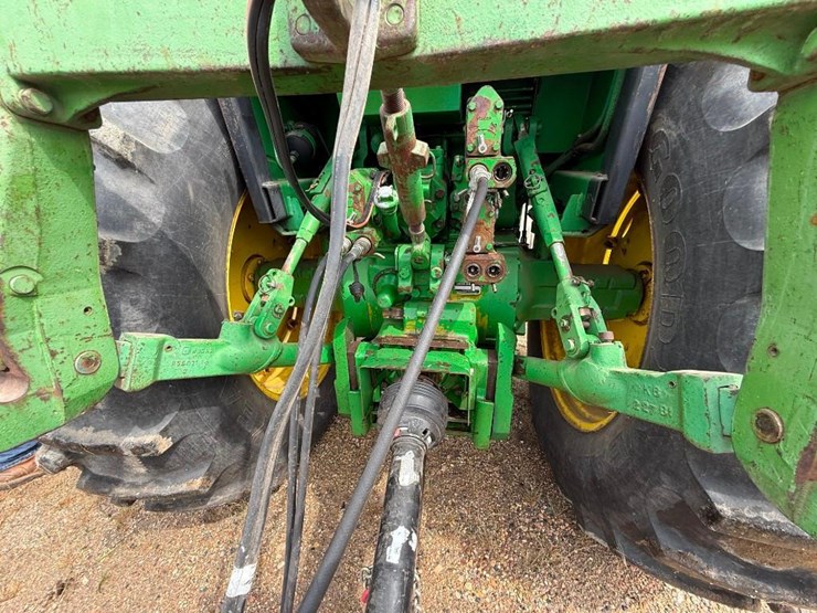 john-deere-4440-image-9