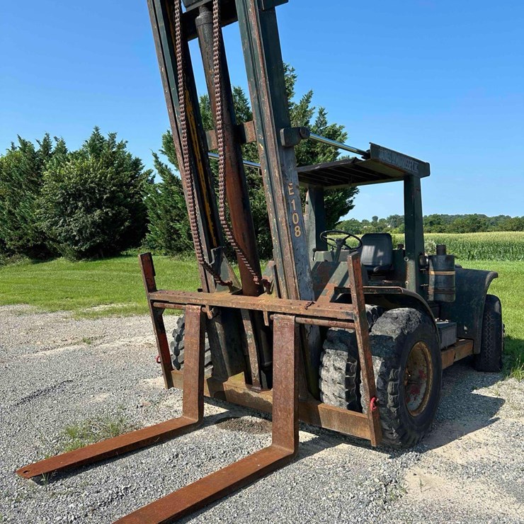 HYSTER H225E