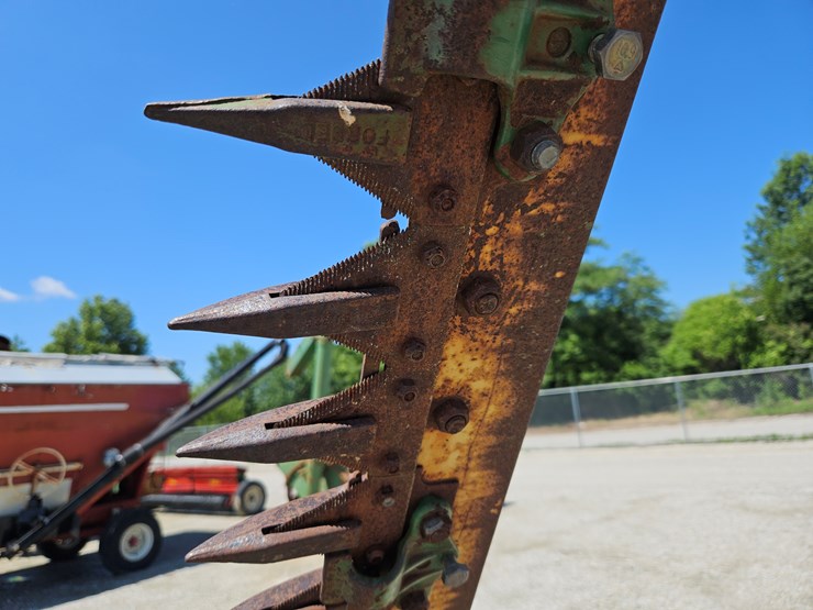 john-deere-450-image-3