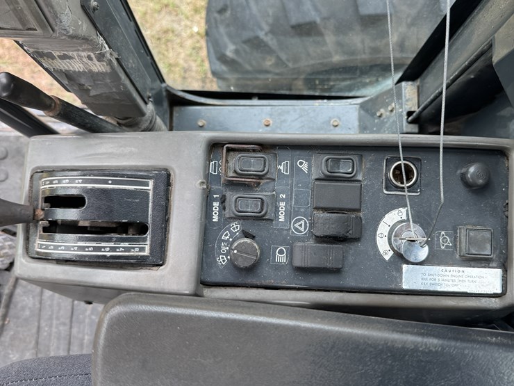 komatsu-gd555-image-11