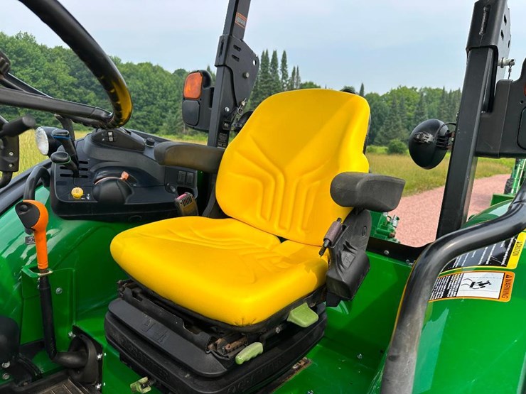 2018-john-deere-5075m-image-47