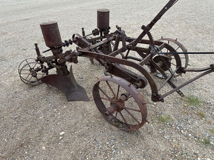 john-deere-2-image-3