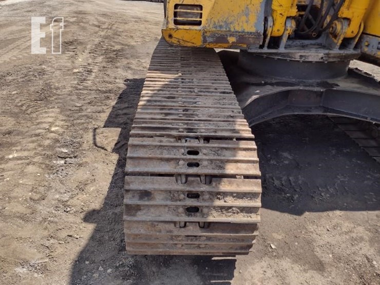 1992-deere-490e-image-32