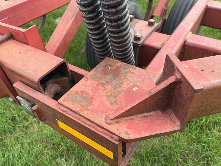 case-ih-5600-image-8