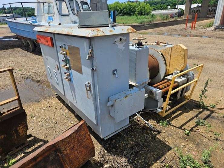 #2584-•-ac-hoyle-s-567-stationary-winch-image-7