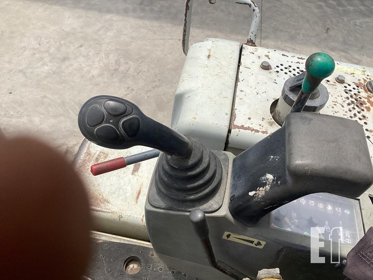 2006-takeuchi-tb135-image-20