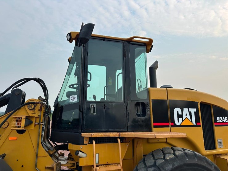 2006-caterpillar-924g-image-12