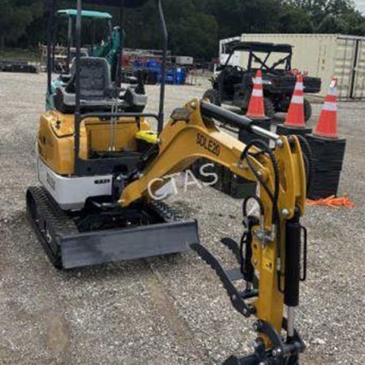 #2 • Yanmar Engine Excavator - Model SDLE20