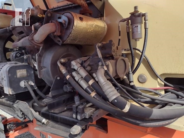 2009-jlg-800a-image-15