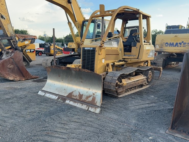 caterpillar-d3g-image-1