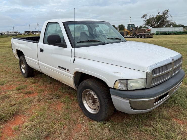 #63-•-1999-ram-2500-image-12