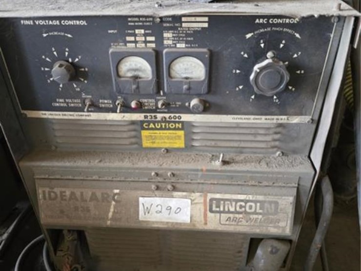 #2611-•-sub-ac-welder-with-rotary-bed-pipe-welder-rig-image-9