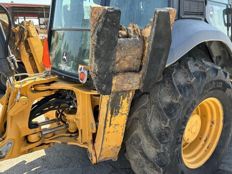 2019-deere-310l-ep-image-15