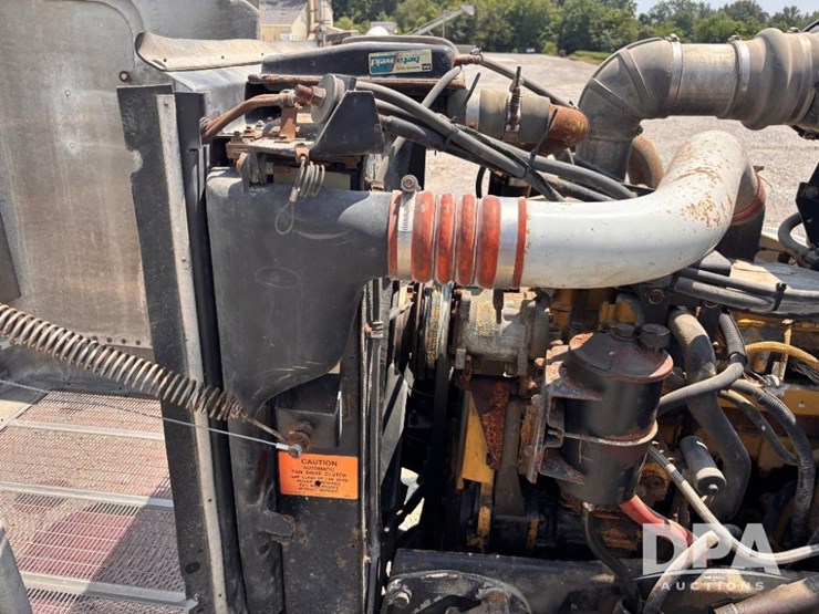 1996-peterbilt-377-image-62