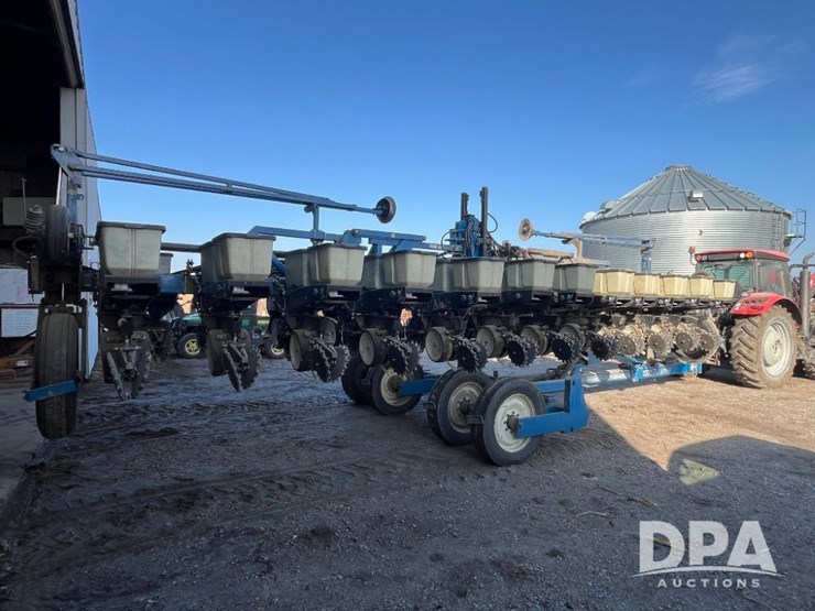 kinze-2600-image-8