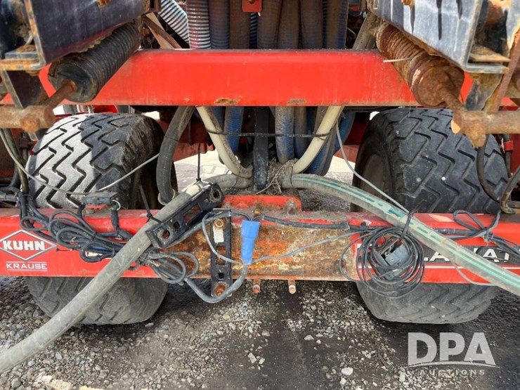 2019-kuhn-gladiator-1205-strip-till-bar-(jn2501,-unit-tb12)-image-39