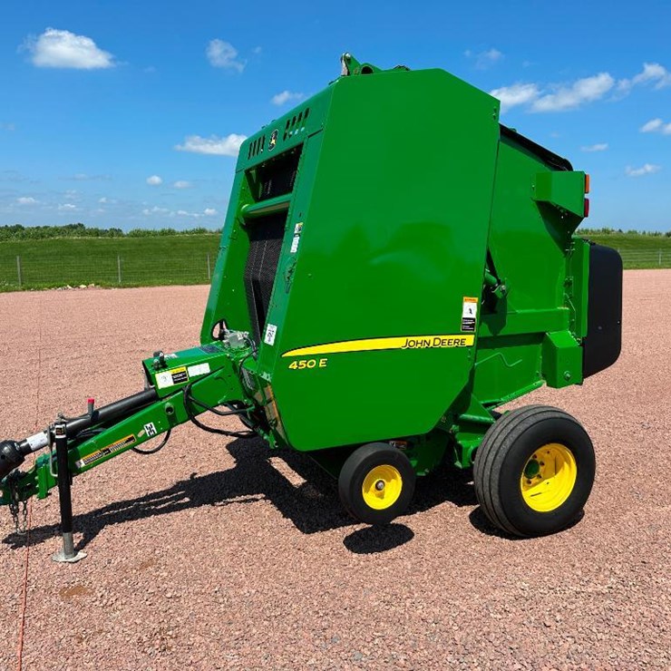 2022 JOHN DEERE 450E