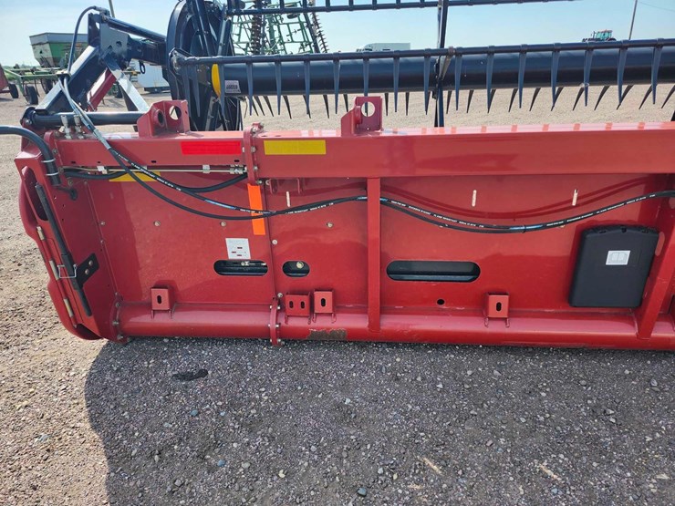 2014-case-ih-3162-image-8