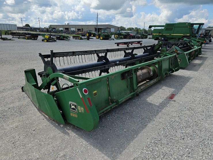 1986-john-deere-220-image-7