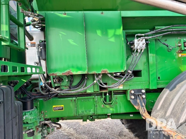 2019-john-deere-f4365-image-44