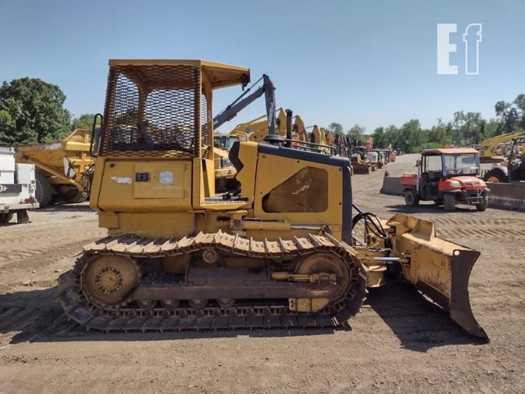 2004-deere-650h-image-3