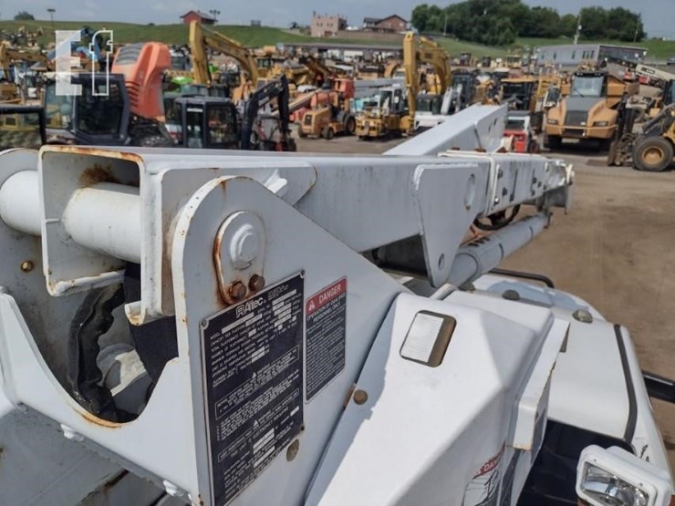 2014-altec-at40g-image-32