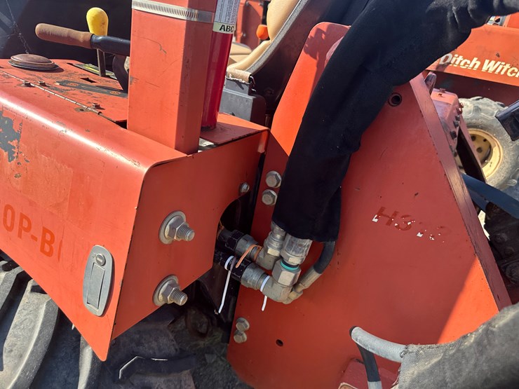 ditch-witch-rt40-image-24