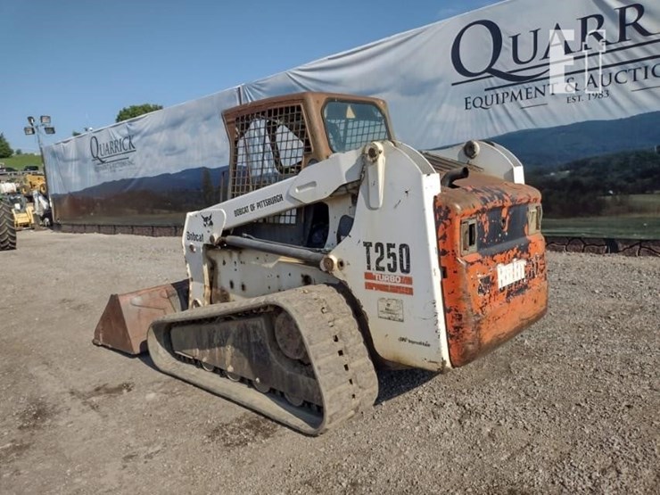 bobcat-t250-image-38