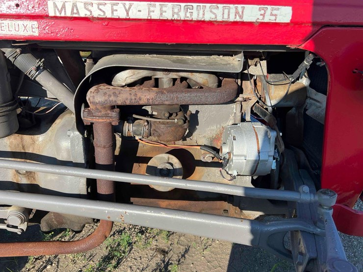 massey-ferguson-35-image-11