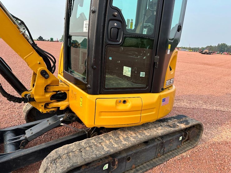 2020-caterpillar-303-image-24
