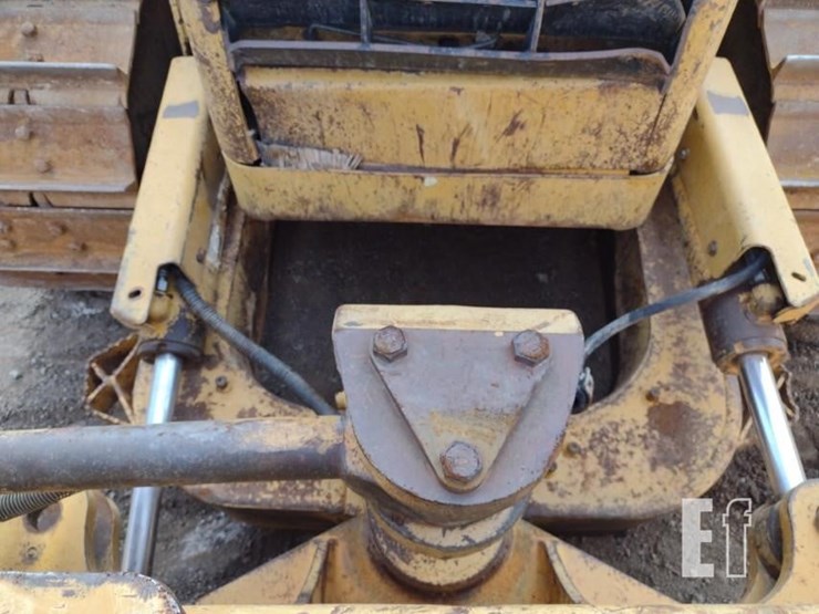 2008-caterpillar-d6n-xl-image-16