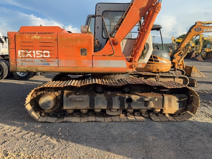 hitachi-ex150-image-9