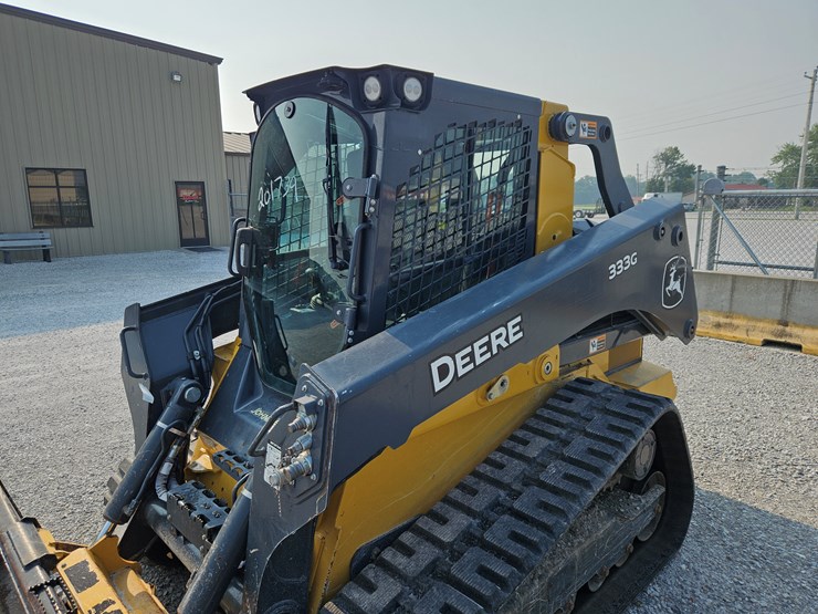 2020-deere-333g-image-23
