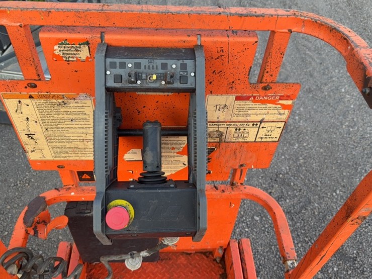 jlg-1930es-image-10