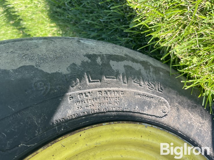 2015-john-deere-3710-image-17