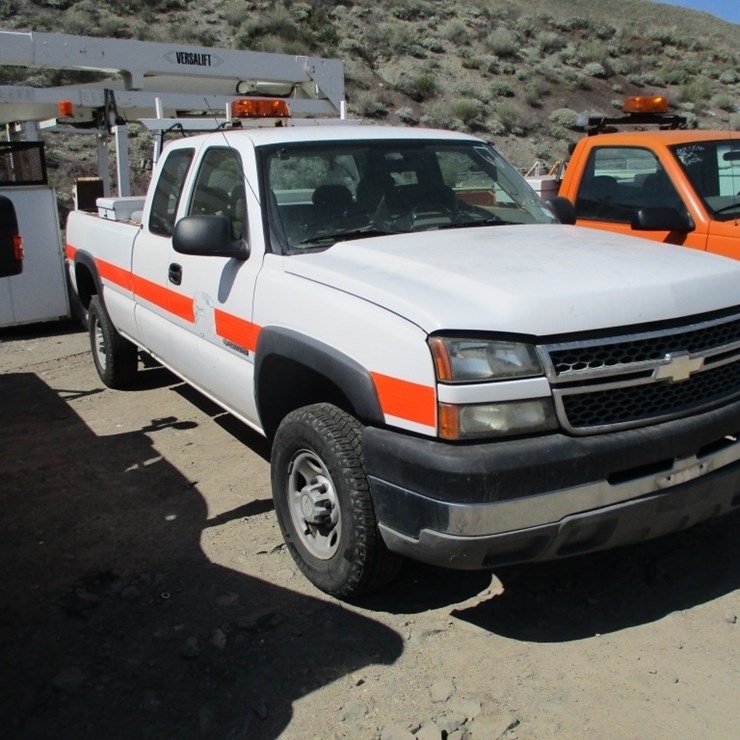 2005 CHEVROLET 2500
