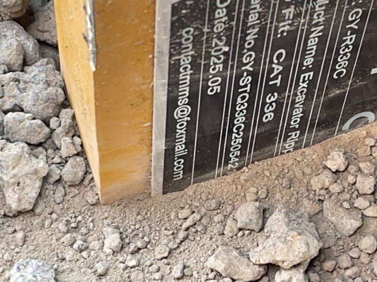 2020-caterpillar-336-image-4