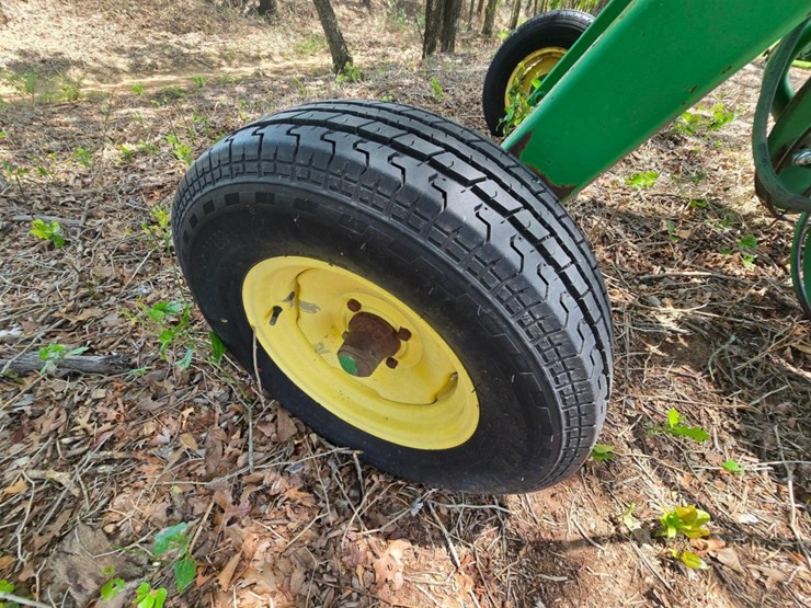 john-deere-700-image-30