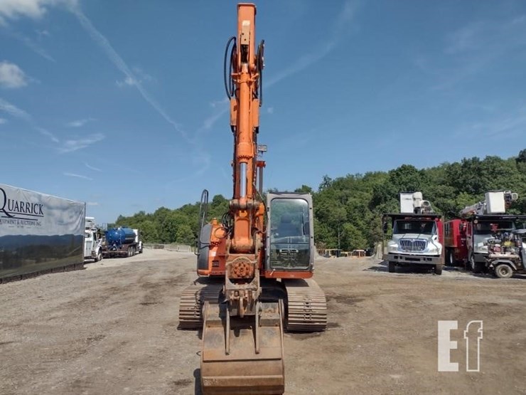 2007-hitachi-zx135us-image-2