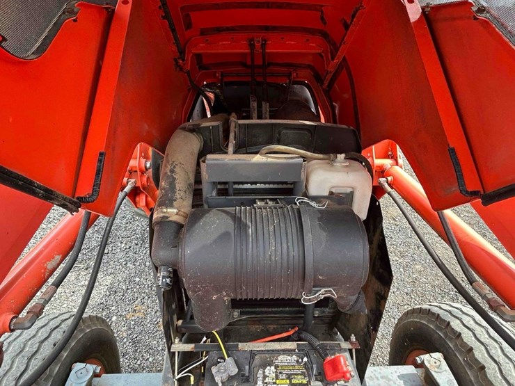 2007-kubota-m5040f-image-28
