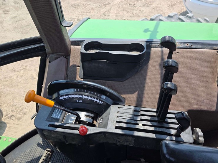 1988-john-deere-4650-image-46