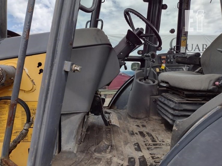 2008-deere-310sj-image-16